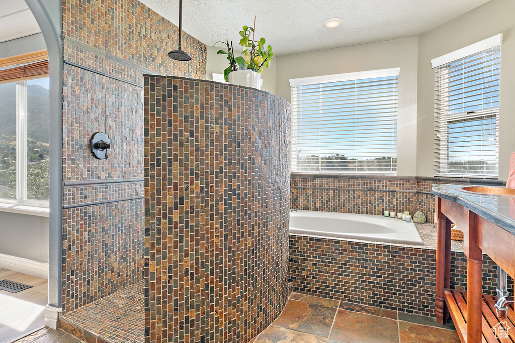Photo 12 for MLS #2104949 at 2316 E 1975 North