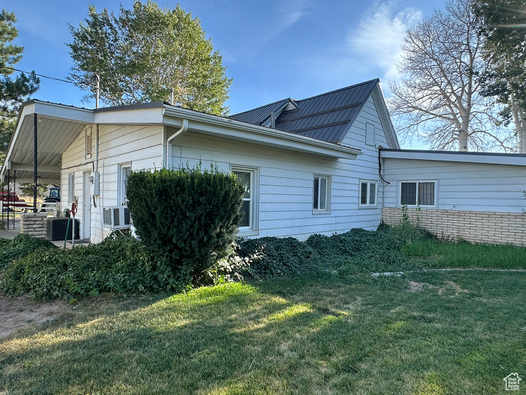 Photo 35 for MLS #2104955 at 290 N 200 East