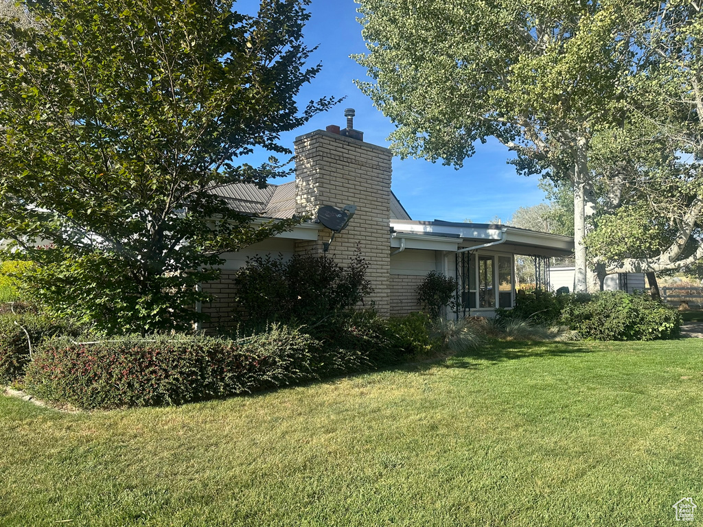 Photo 2 for MLS #2104955 at 290 N 200 East