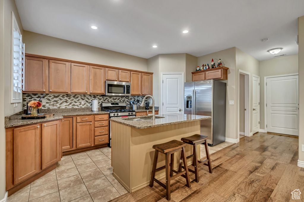 Photo 2 for MLS #2104957 at 2 S 285 West