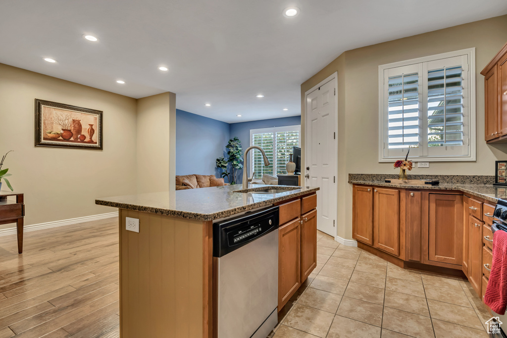 Photo 5 for MLS #2104957 at 2 S 285 West