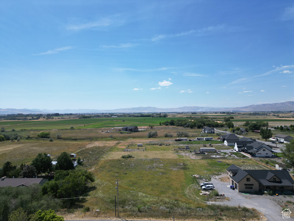 10135 N HIGHWAY 38 Deweyville, UT 84309