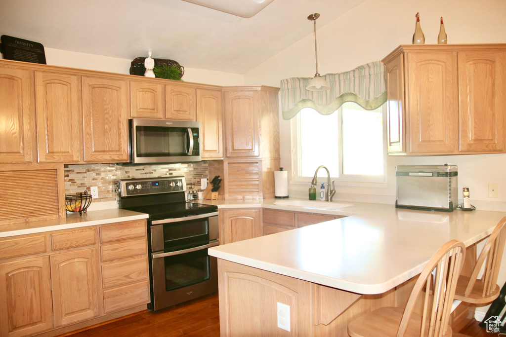 Photo 7 for MLS #2104968 at 1194 N 690 East
