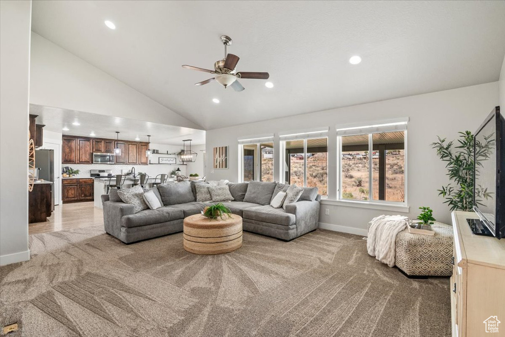 Photo 4 for MLS #2104972 at 1102 W Meridian Dr