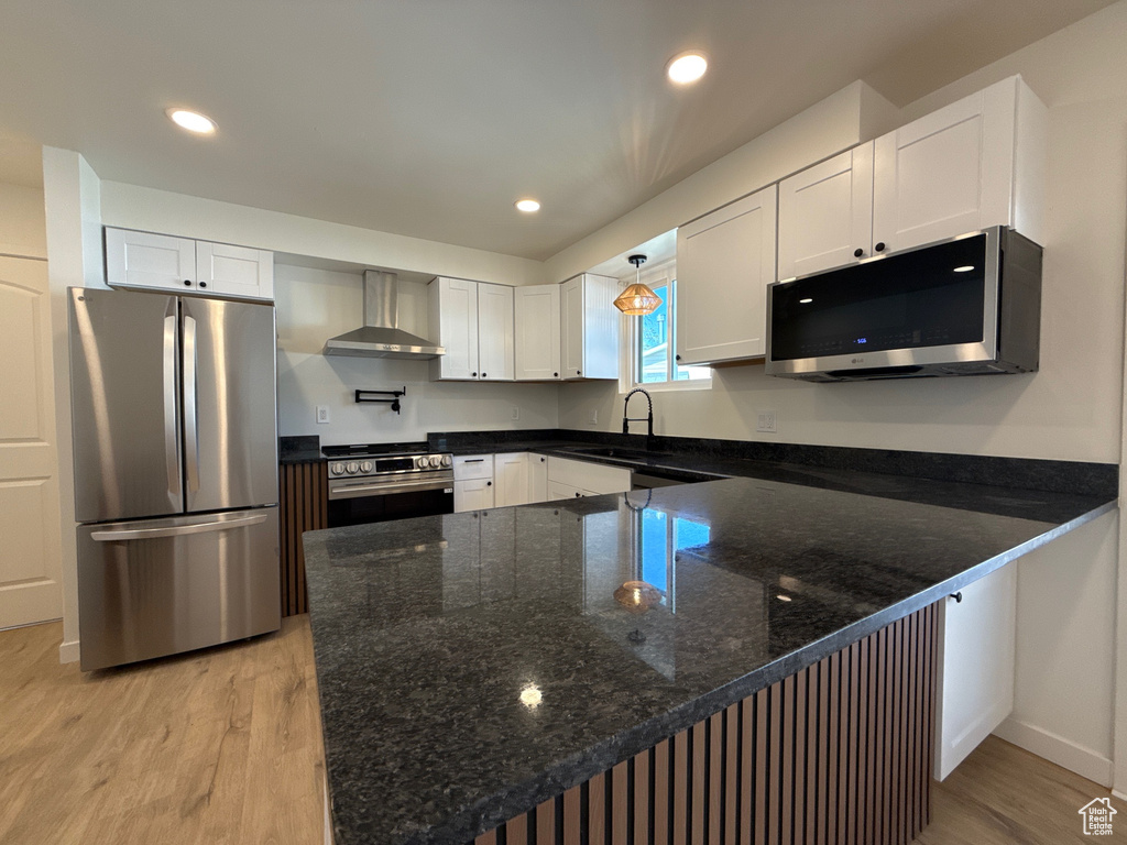 9293 S QUAIL RUN DR. Sandy, UT 84093