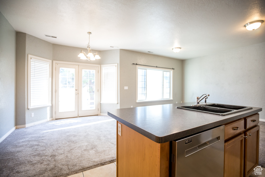 Photo 9 for MLS #2104998 at 251 E Sunshine Dr