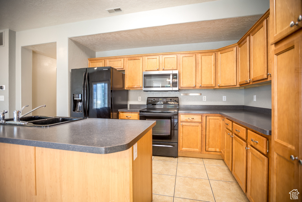 Photo 8 for MLS #2104998 at 251 E Sunshine Dr