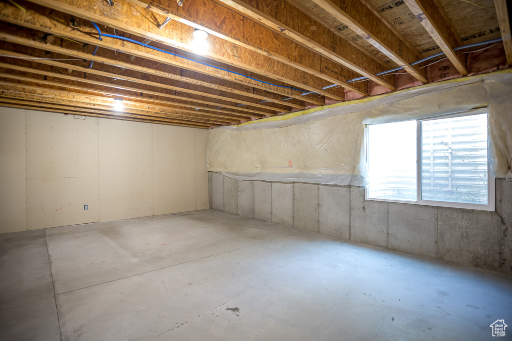 Photo 37 for MLS #2104998 at 251 E Sunshine Dr