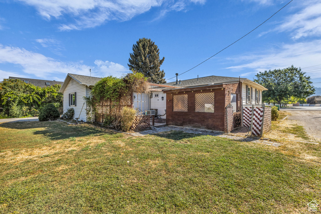 Photo 21 for MLS #2105007 at 866 S 2300 West