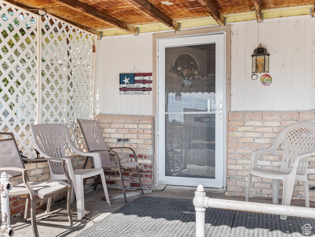 Photo 4 for MLS #2105025 at 1040 W Center St