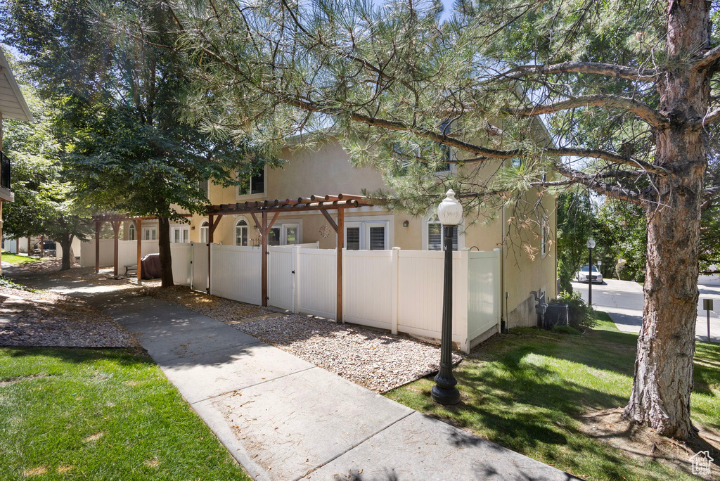 9525 S FAIRWAY VIEW DR Sandy, UT 84070