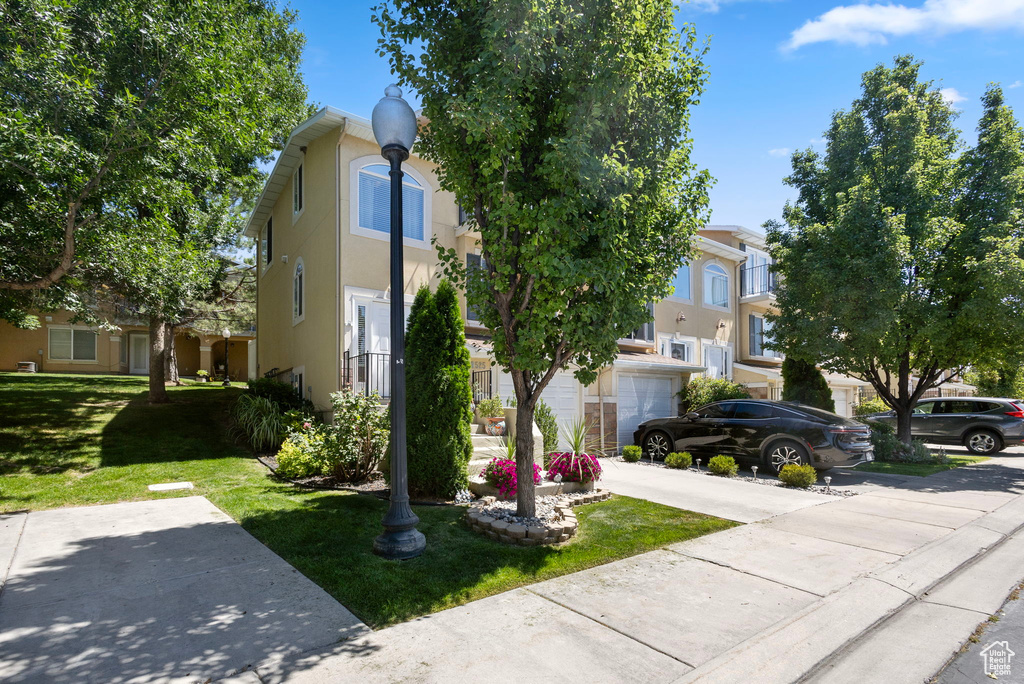 9525 S FAIRWAY VIEW DR Sandy, UT 84070