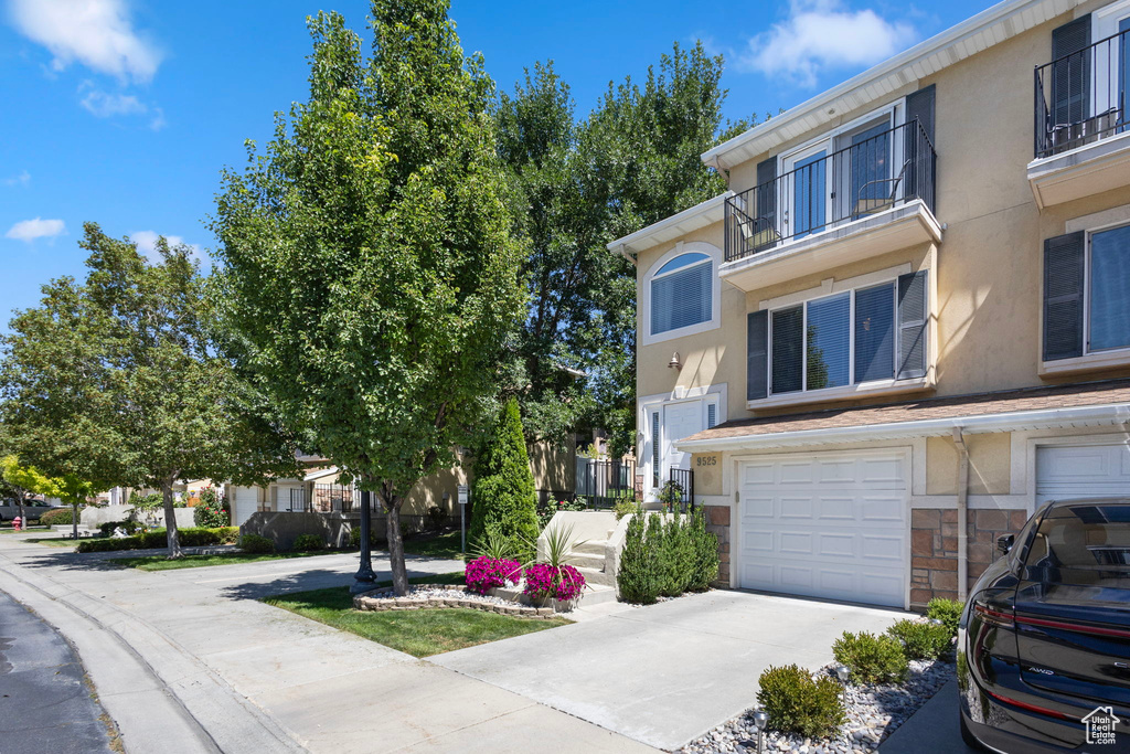 9525 S FAIRWAY VIEW DR Sandy, UT 84070