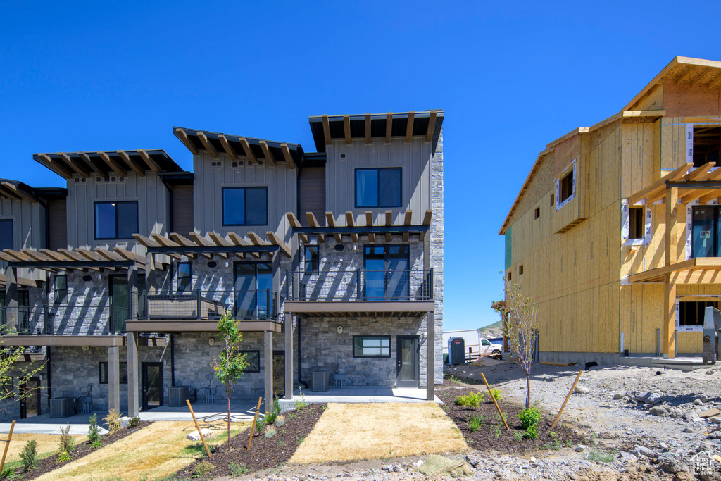 Photo 23 for MLS #2105029 at 2061 W Pinnacle Ln #G-6