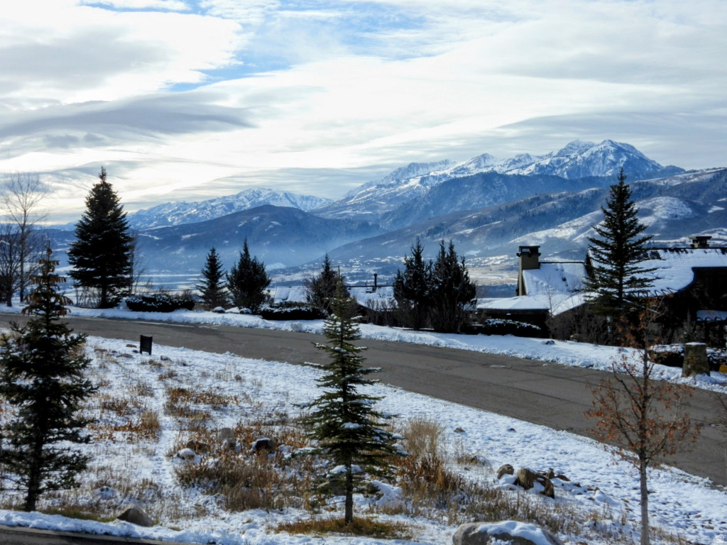 5652 E PORCUPINE RIDGE DR Eden, UT 84310