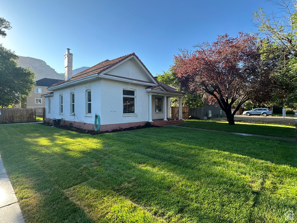 Photo 3 for MLS #2105034 at 394 N 300 East