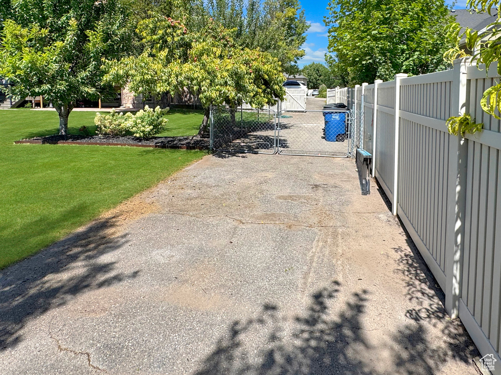 1873 W 75 S Kaysville, UT 84037