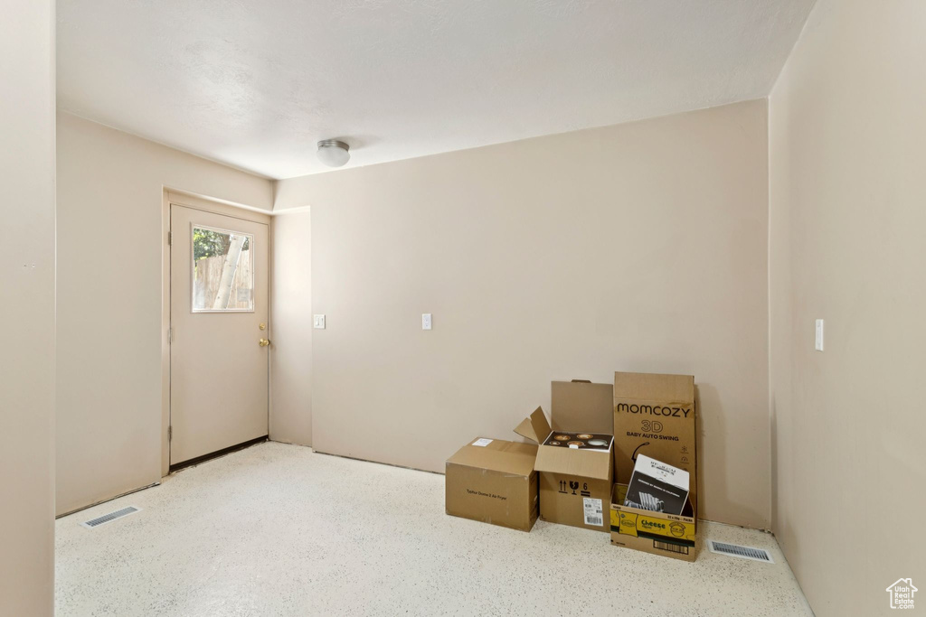 Photo 63 for MLS #2105050 at 2614 E Tuxedo Cir