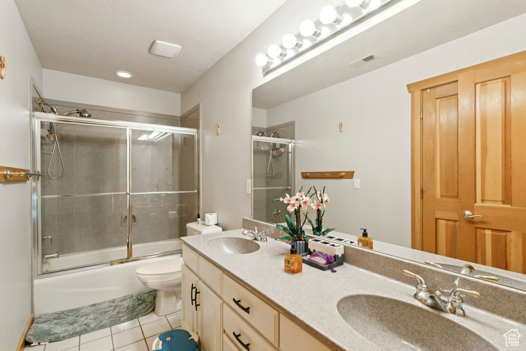 Photo 50 for MLS #2105050 at 2614 E Tuxedo Cir