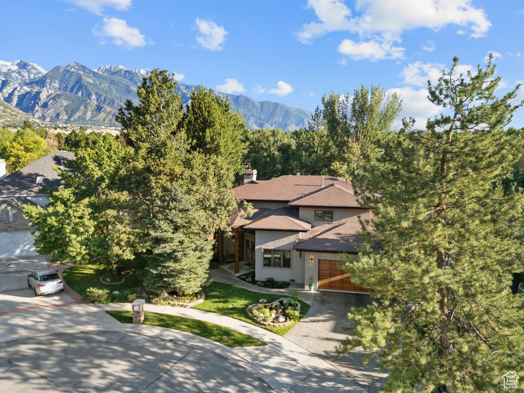 Photo 6 for MLS #2105050 at 2614 E Tuxedo Cir