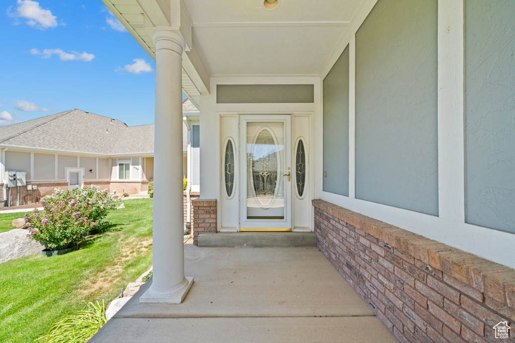 Photo 9 for MLS #2105051 at 1788 E Seven Oaks Ln