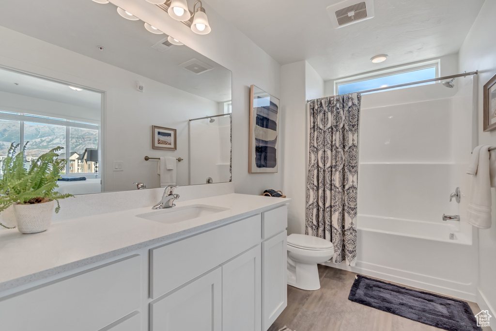 Photo 19 for MLS #2105053 at 362 S 1080 West #303