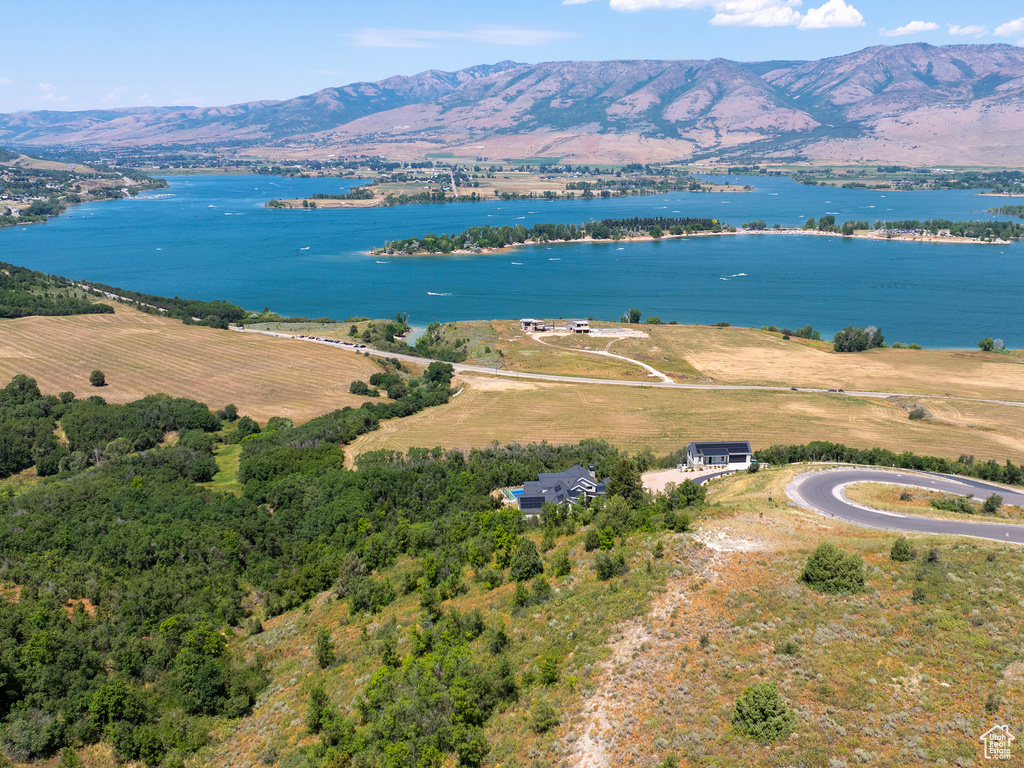 5948 E NIGHTHAWK LN Huntsville, UT 84317