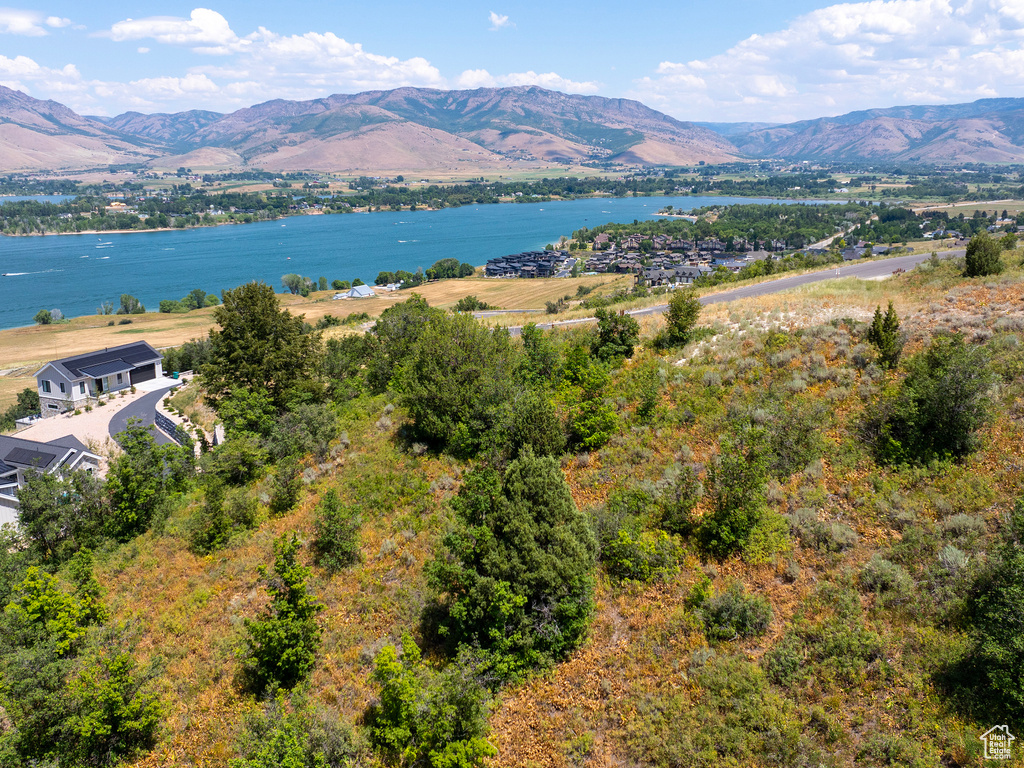 5948 E NIGHTHAWK LN Huntsville, UT 84317