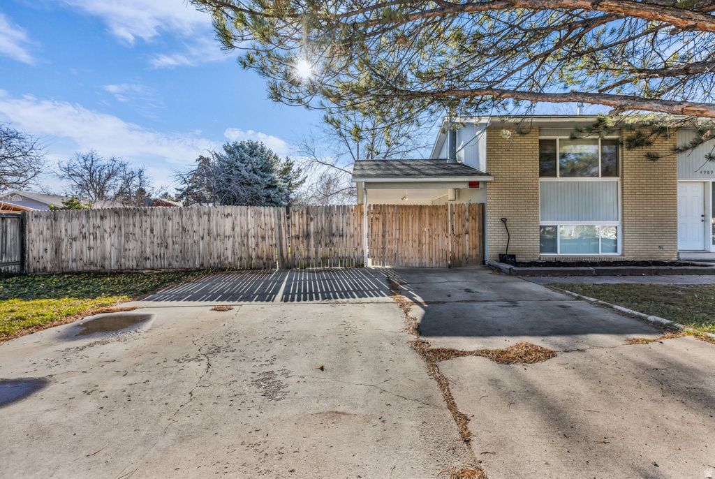 4989 W CHERRYWOOD LN West Valley City, UT 84120