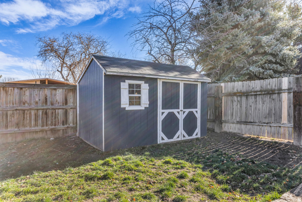 4989 W CHERRYWOOD LN West Valley City, UT 84120