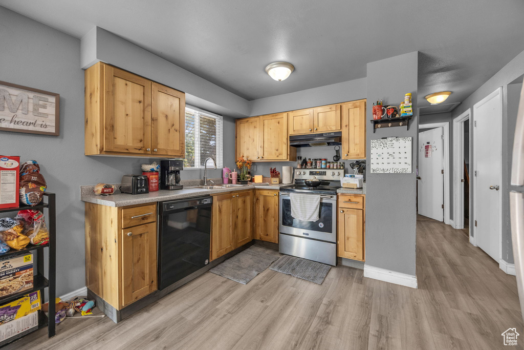 4989 W CHERRYWOOD LN West Valley City, UT 84120