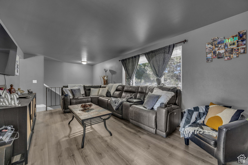 4989 W CHERRYWOOD LN West Valley City, UT 84120