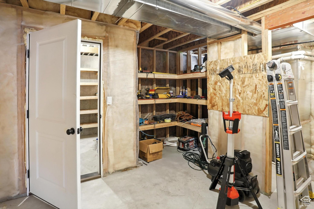 Photo 31 for MLS #2105063 at 798 W 50 North