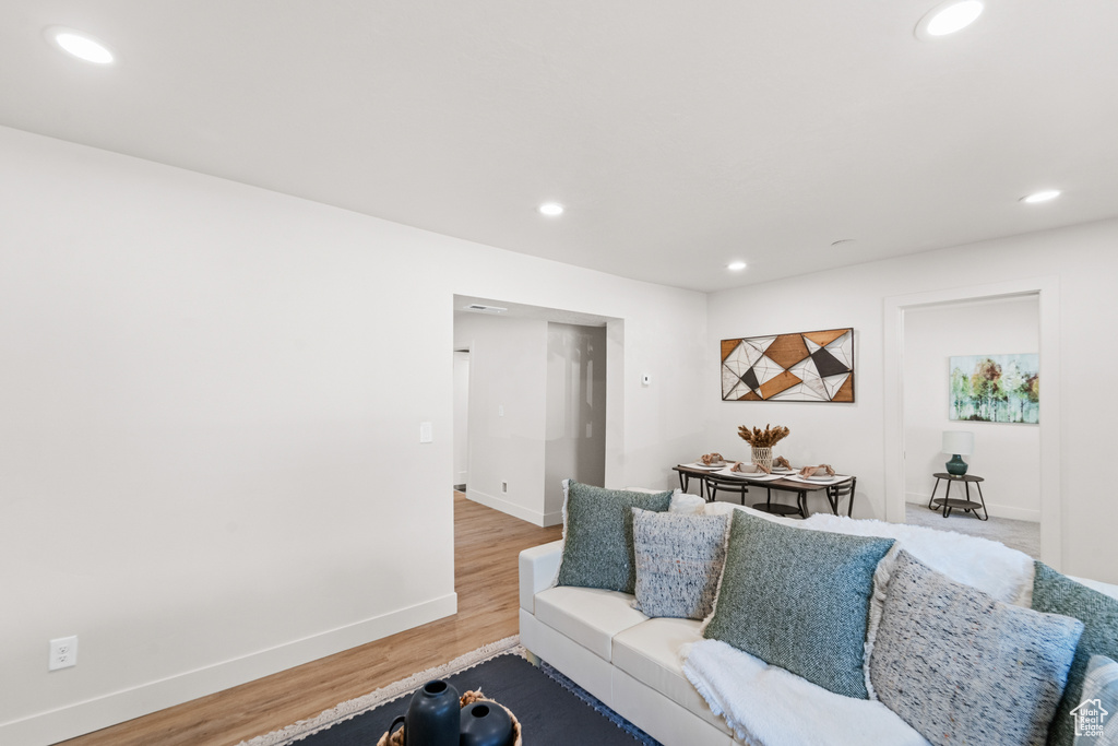 3860 S 400 E South Salt Lake, UT 84115