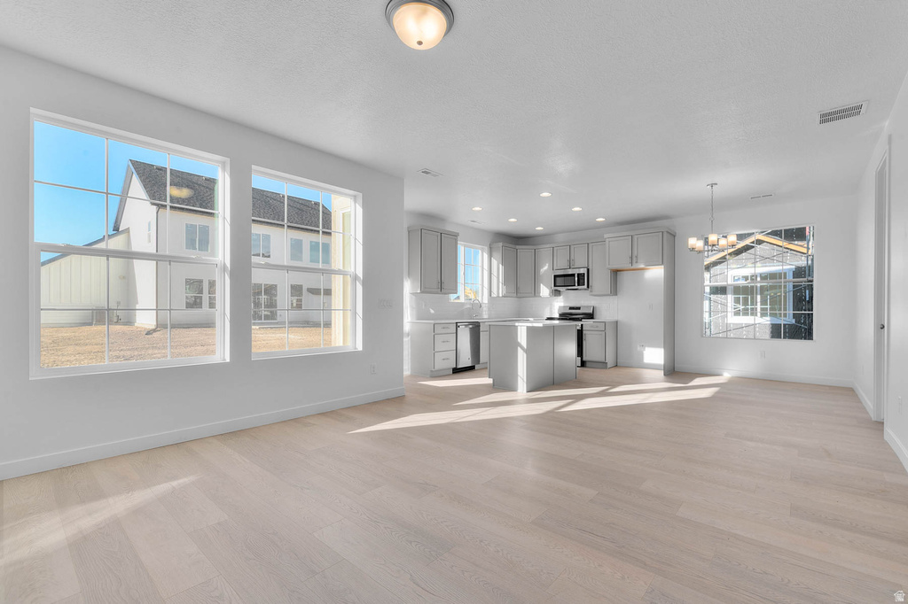 967 N AMBERLY PL North Salt Lake, UT 84054