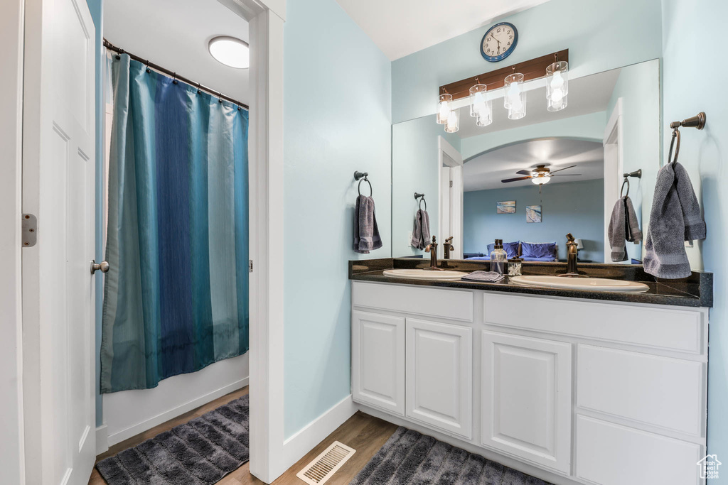 Photo 10 for MLS #2105084 at 4767 E Addison Ave