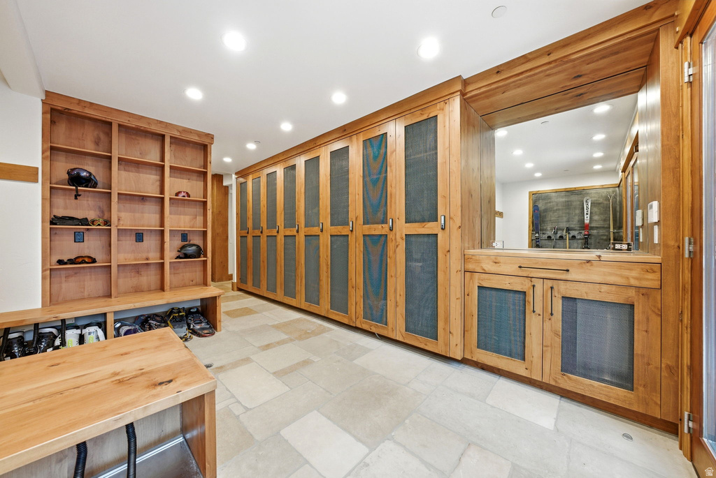 22 WHITE PINE CANYON RD Park City, UT 84060