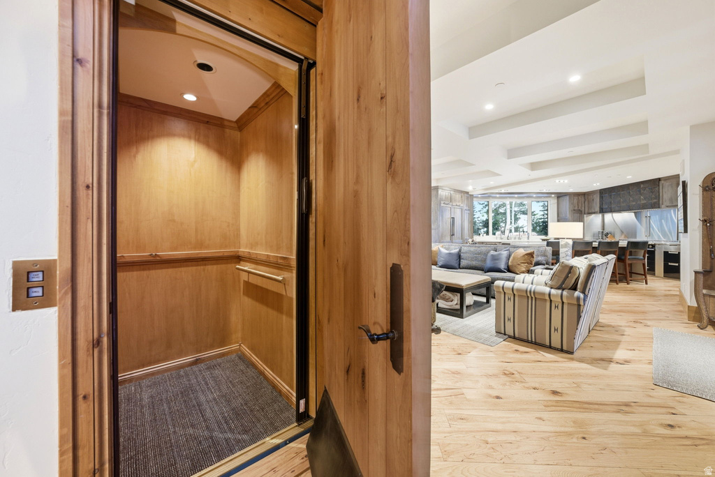 22 WHITE PINE CANYON RD Park City, UT 84060