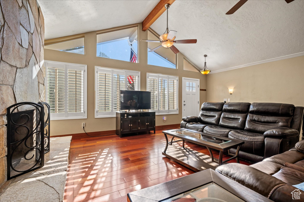 Photo 7 for MLS #2105111 at 2249 E Tompkins Dr