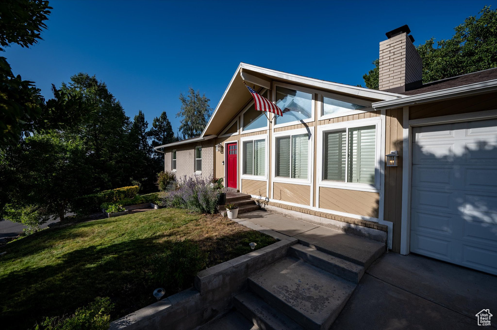 Photo 4 for MLS #2105111 at 2249 E Tompkins Dr