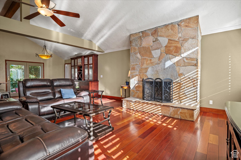Photo 8 for MLS #2105111 at 2249 E Tompkins Dr