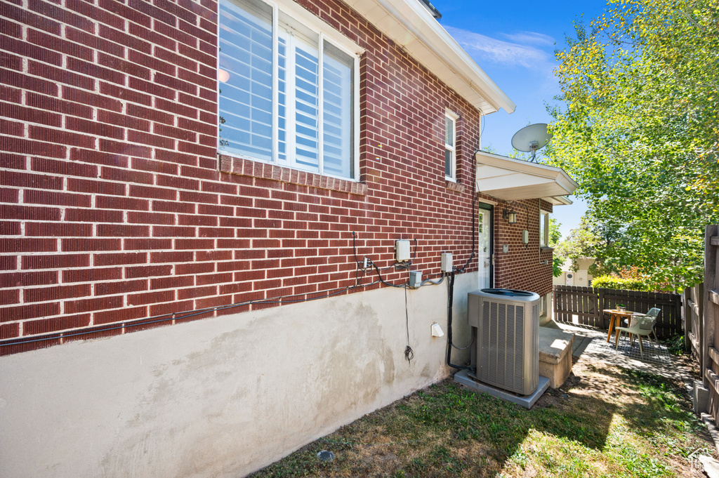 739 E 9TH AVE Salt Lake City, UT 84103