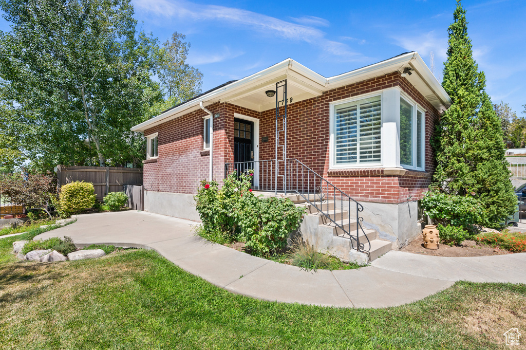 739 E 9TH AVE Salt Lake City, UT 84103
