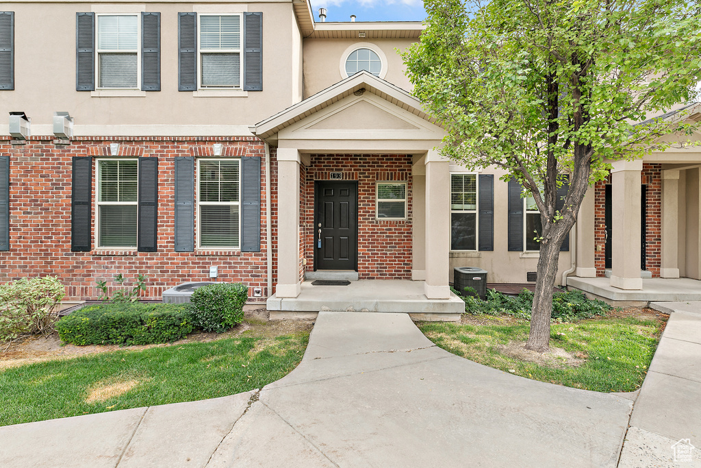 193 E CROSSCOURT WAY Lehi, UT 84043