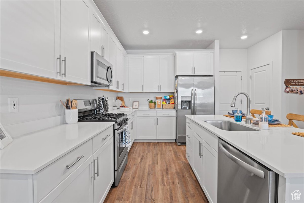 946 W PURPLEDISK CT Saratoga Springs, UT 84043