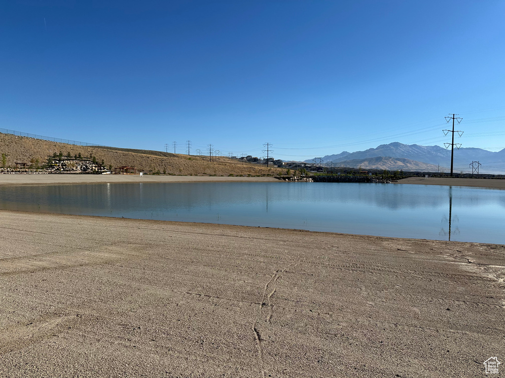 946 W PURPLEDISK CT Saratoga Springs, UT 84043