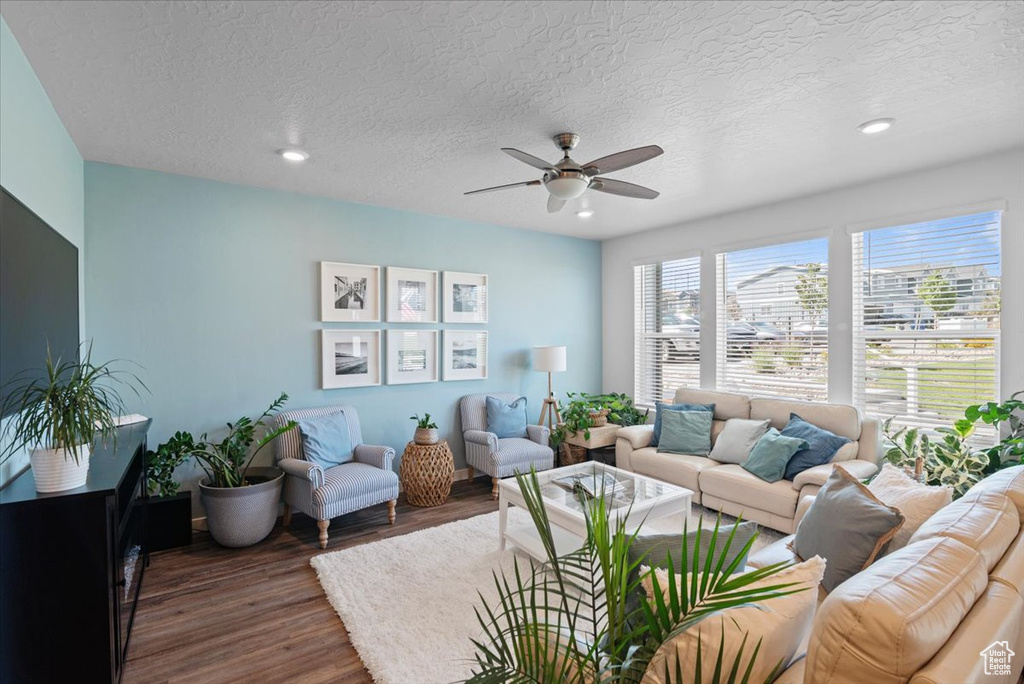 946 W PURPLEDISK CT Saratoga Springs, UT 84043