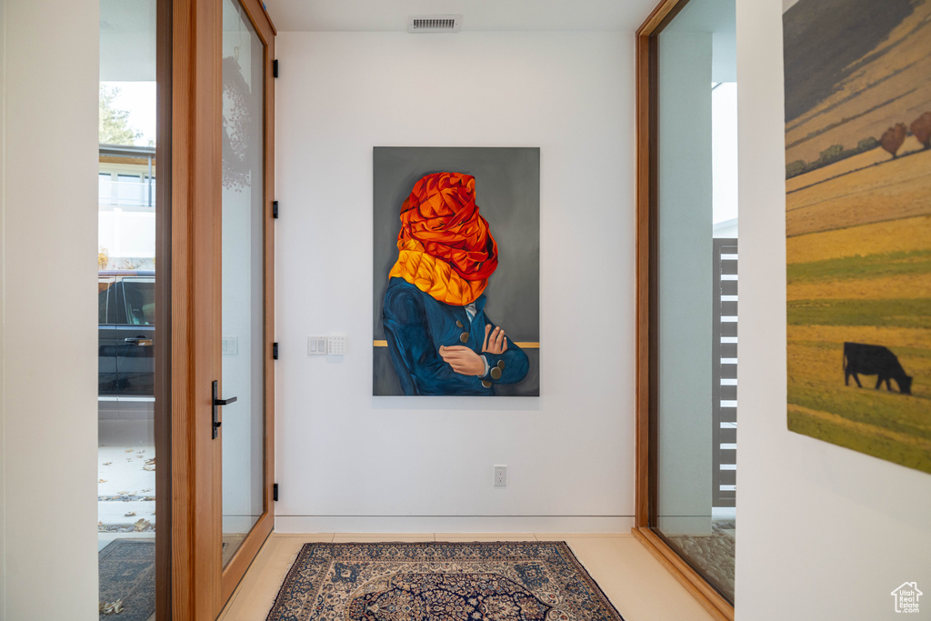2618 E SKYLINE DR Salt Lake City, UT 84108