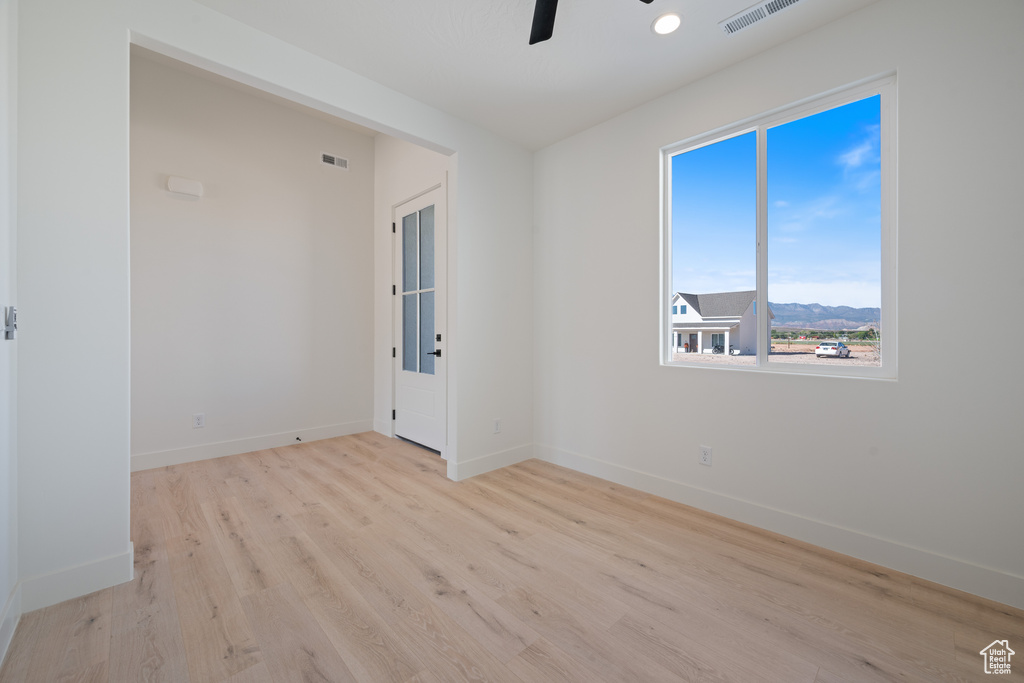 Photo 5 for MLS #2105133 at 1037 W 3250 South