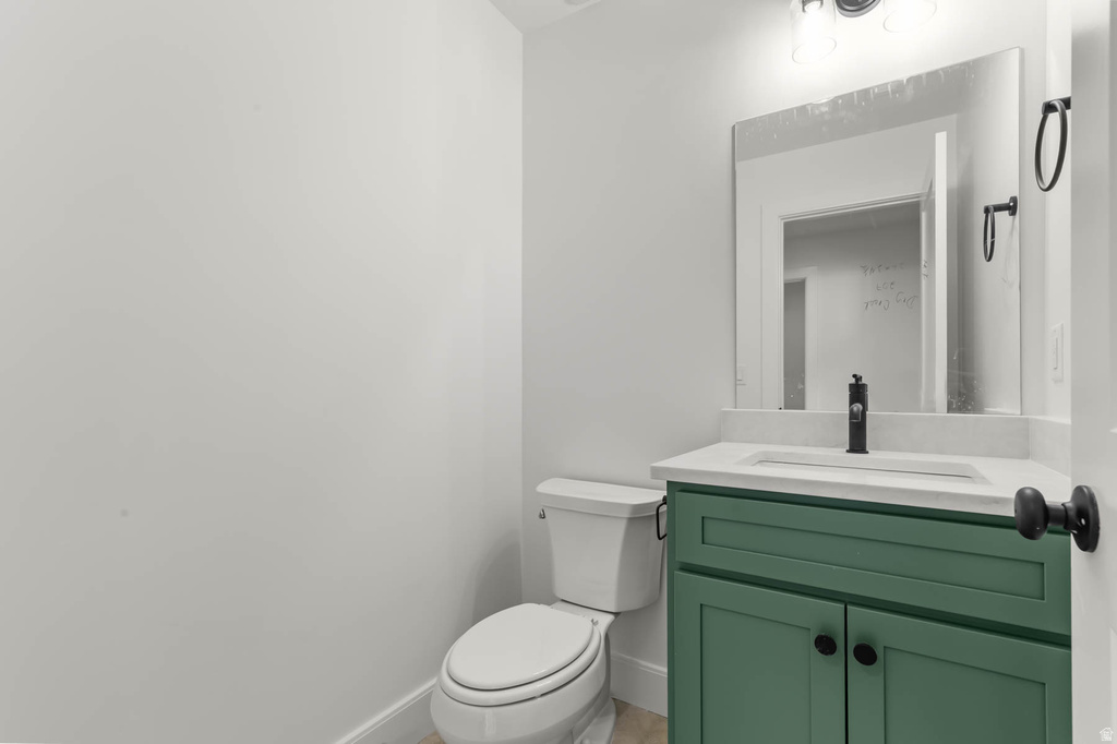 8687 S ROCK LAKE CT West Jordan, UT 84081